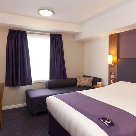 Premier Inn London Hampstead Exterior photo