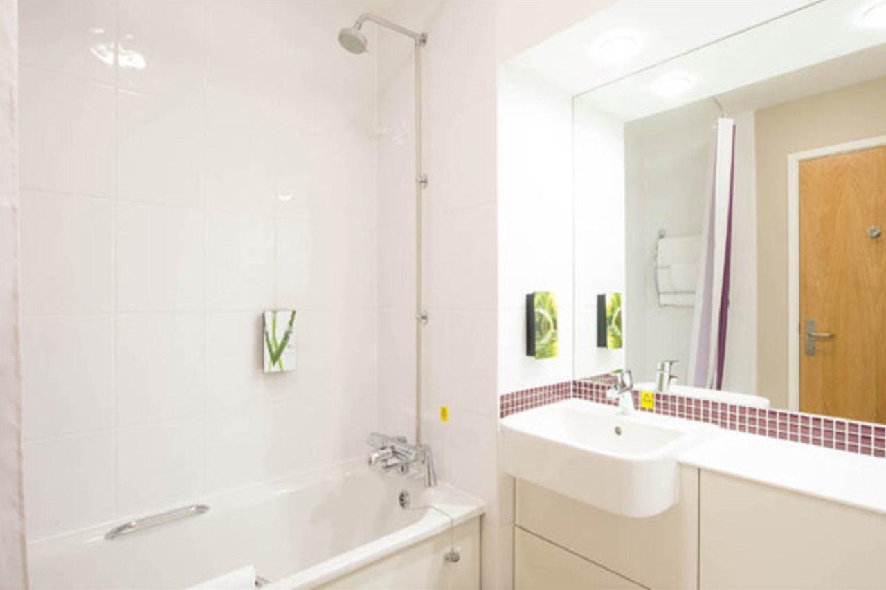 Premier Inn London Hampstead Exterior photo