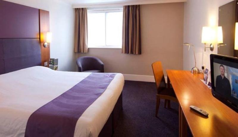 Premier Inn London Hampstead Exterior photo